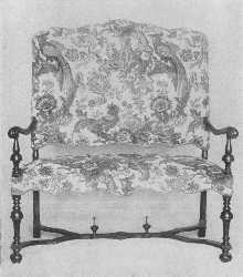 This William and Mary settee would be delightful in a
country house. There are chairs to match it.