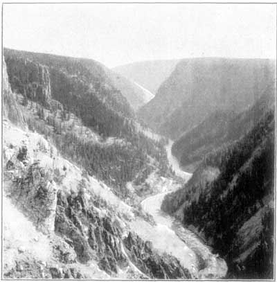 DOWN THE CA&Ntilde;ON FROM INSPIRATION POINT.