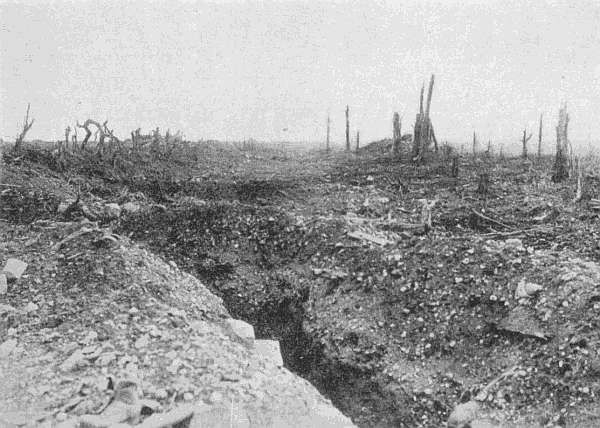 A MAIN STREET OF POZI&Egrave;RES IN A QUIET INTERVAL DURING THE FIGHT