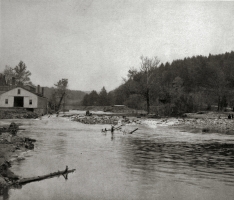 A. POMPTON LAKES DAM AND WATER FRONT OF LUDLUM STEEL
AND IRON COMPANY.