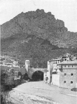 ONE OF THREE SMALL DRAWBRIDGES