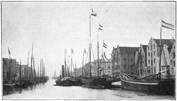 De haven van Maassluis.