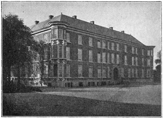Koninklijke Militaire Akademie te Breda.