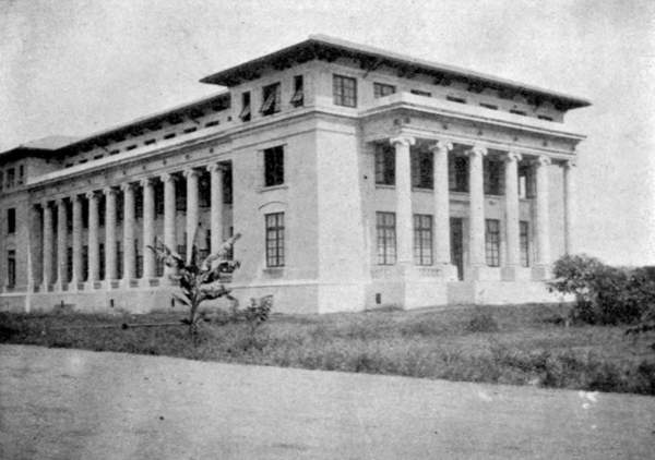 MAIN BUILDING OF THE UNIVERSITY OF THE PHILIPPINES.
