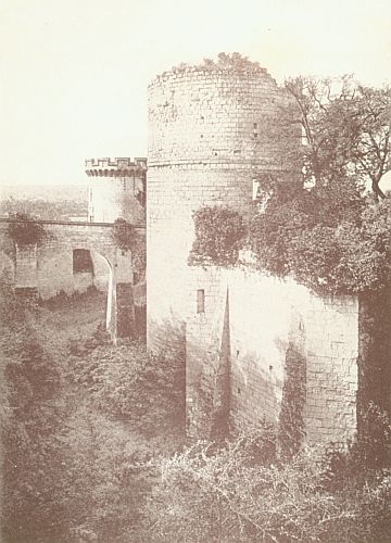 Neurdein Freres, Photo.   Ruins of Château of Coudray at Chinon