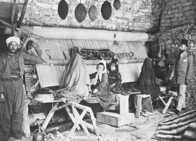 Turkish Loom and Weavers
