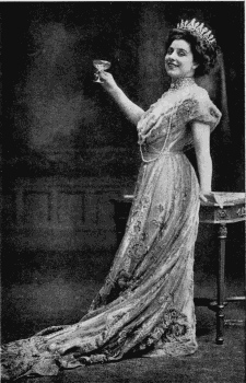 GERALDINE FARRAR AS VIOLETTA from a photograph by Aim Dupont (1907)
