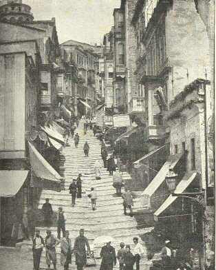 A busy street in Constantinople.  (From a photograph)