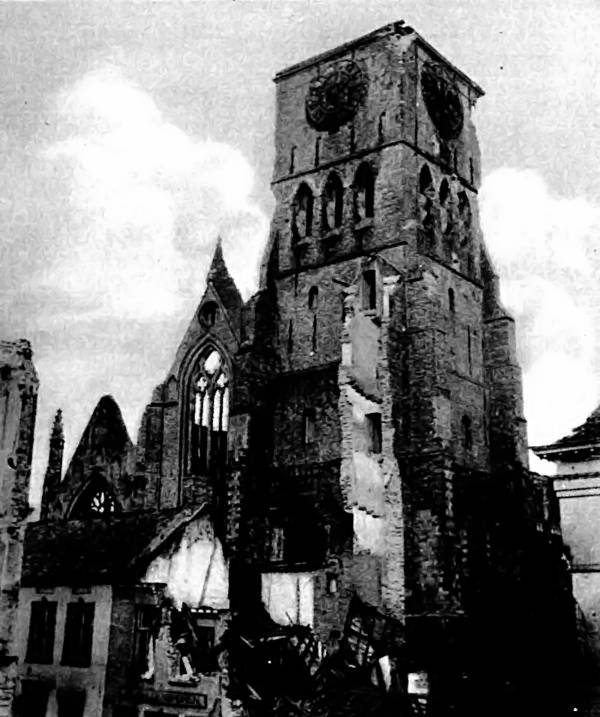 IN CAPTURED DIXMUDE: THE CHURCH OF ST. JEAN AFTER BOMBARDMENT.