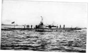 A U.S. Submarine at full speed