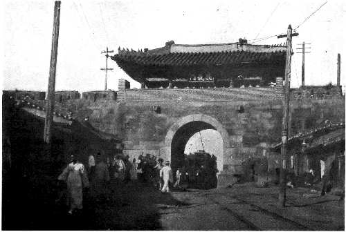 The city wall and gate of Seoul