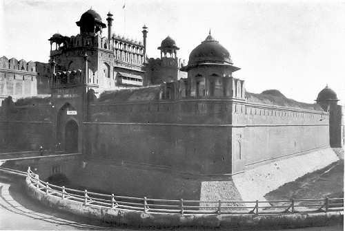 A gateway built during the seventeenth century in Delhi