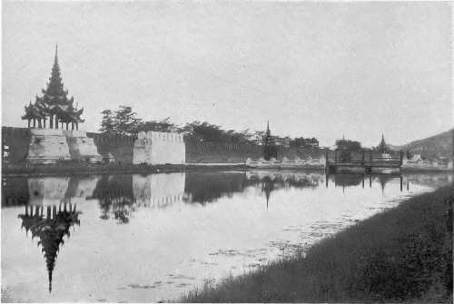 Fort Dufferin and the moat, Mandalay