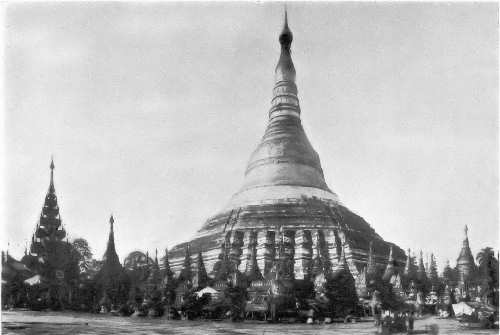 Shwe Dagon Pagoda at Rangoon