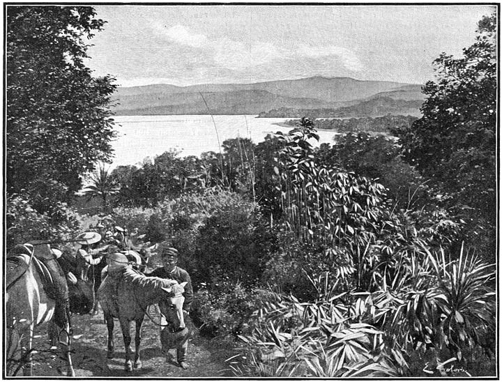 Panorama aan de baai van Palaboean Ratoe.