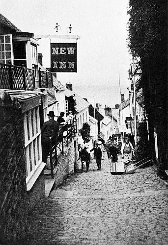 “You’ll find nothing at all like this strange little
Clovelly.