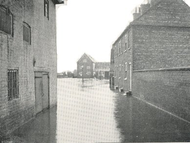 Watermill Road during the Flood, Dec., 31, 1900