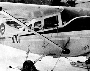 Figure 13.—Directional yagi antennas fastened
to the wing struts of the aircraft were necessary
to "home in" on the wolves. (Photo
courtesy of U.S. Bureau of Sport Fisheries
and Wildlife.)