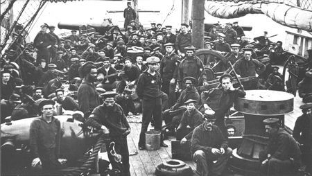 Jack-tars of the old Navy saw plenty of action in clearing the Mississippi and chasing down Confederate raiders of the high seas.
Because of the high bounties and pay, many foreign seafarers were attracted to both navies.