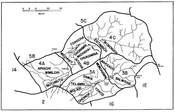 Map 3. Habitat areas 3A-4C: the basins of the Kaweah and Kings rivers, including the Yokuts
and part of the Mono.