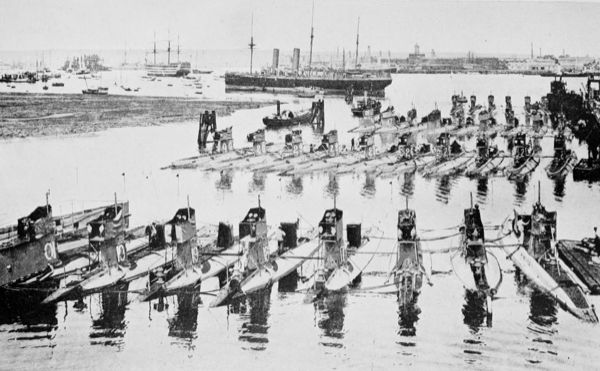 photo of submarines