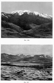 Fig. 186—Canted snowline in the Cordillera Vilcapampa
between Arma and Choquetira. Looking east from 13,500 feet.