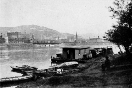 The Ohio River at Wheeling, West Virginia. Mr. Howells’s
father worked in Wheeling before he moved across the river to Martin’s
Ferry