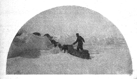 Sur le chemin du Fort Rae

A l’assaut d’un dos-d’âne de glace barrant le Grand Lac des Esclaves
