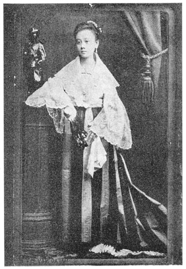 Leonora Rivera. Rizal’s cousin and fiancée at the age of 15.