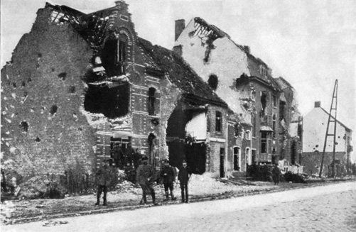 Wie England Belgien “schützt”: Folgen eines englischen Bombardements in Flandern.