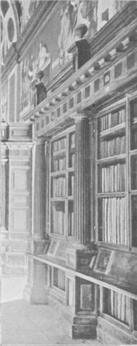 Fig. 118. Bookcases in the Library of the Escõrial on an enlarged scale.