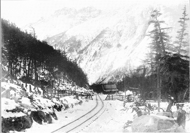 Copyright by E. A. Hegg, Juneau  Scene on the White Pass