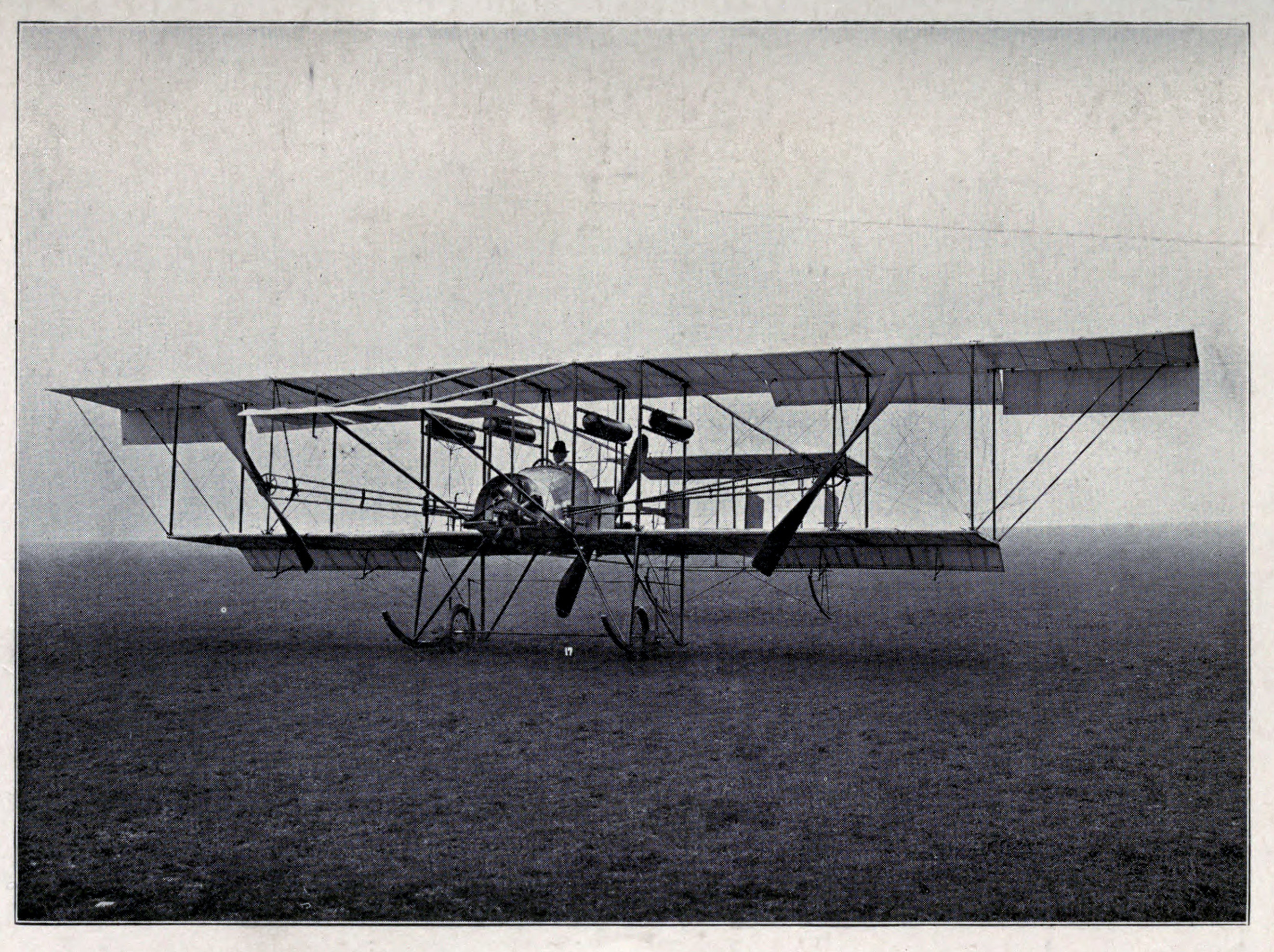 MILITARY BIPLANE WITH TWO ENGINES.