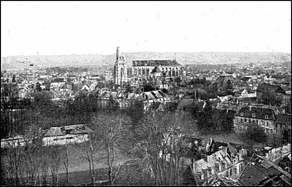 Photograph of Soissons in November 1918.