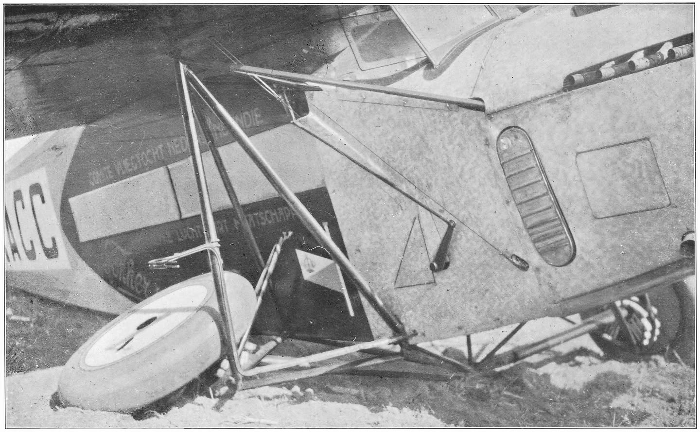 Afb. 13. Het beschadigde landingsgestel.