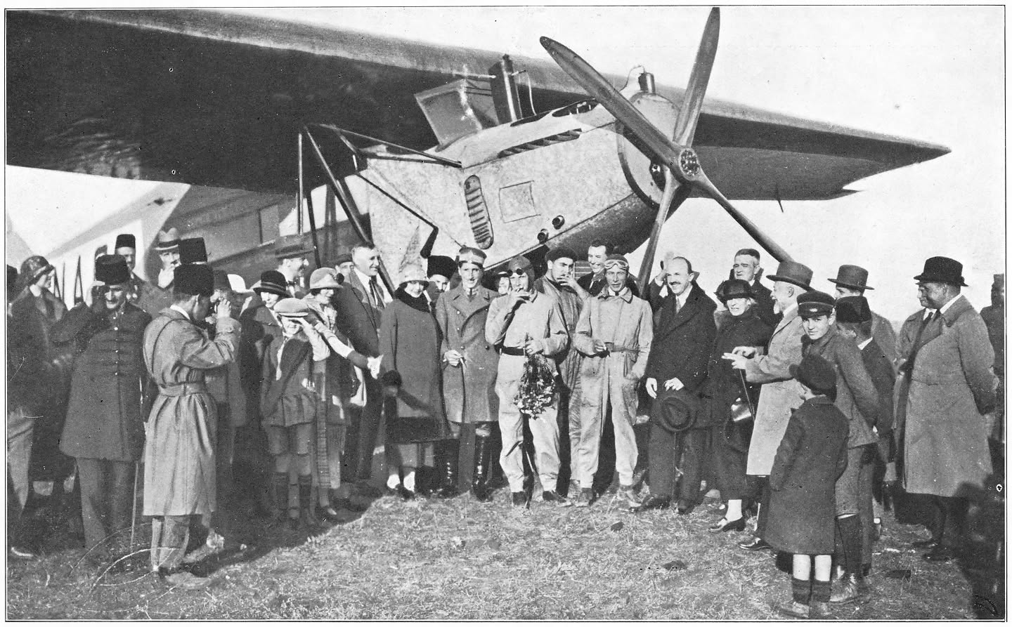 Afb. 28. Aankomst te Constantinopel.