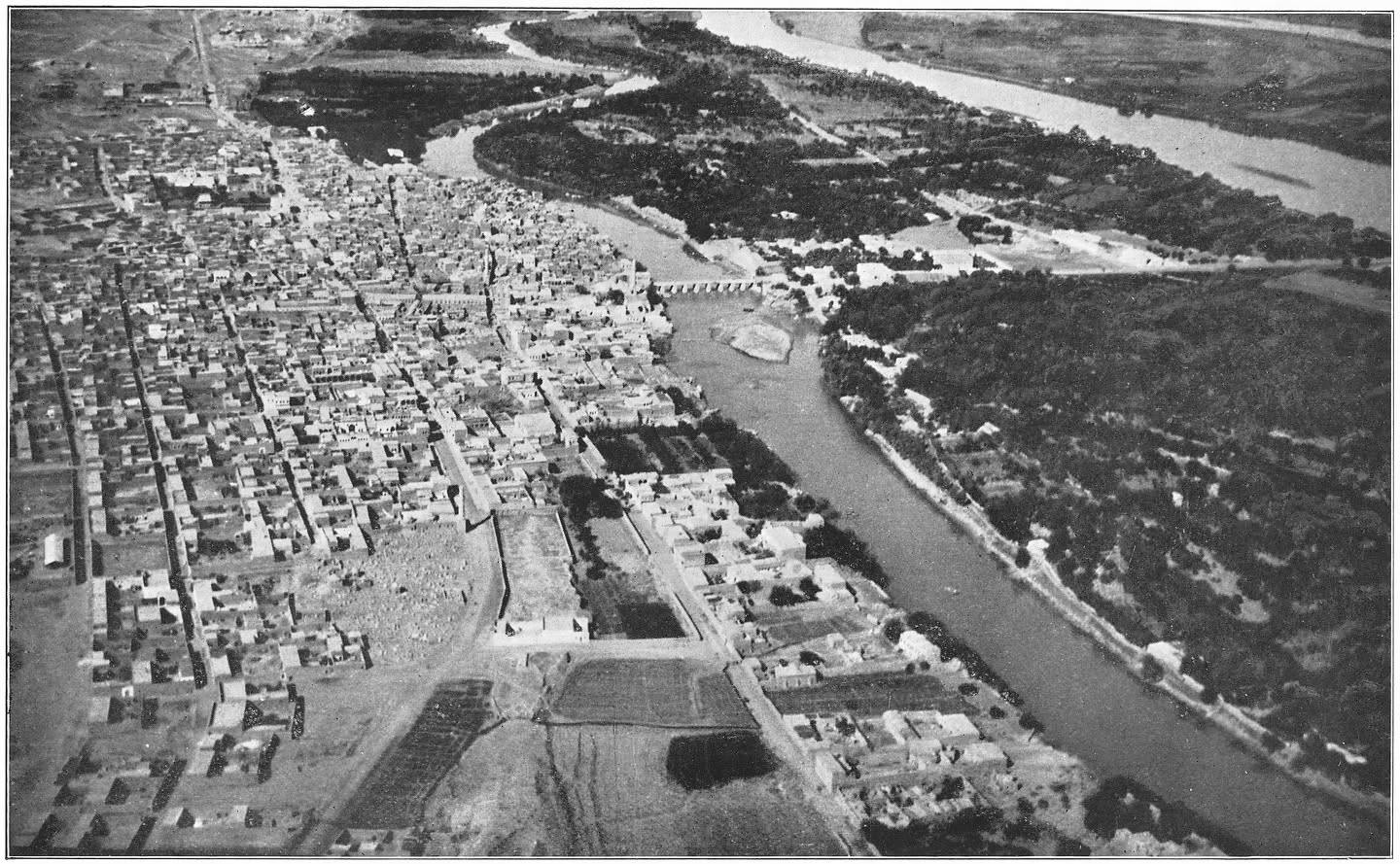 Afb. 41. Deir-el-Zor.