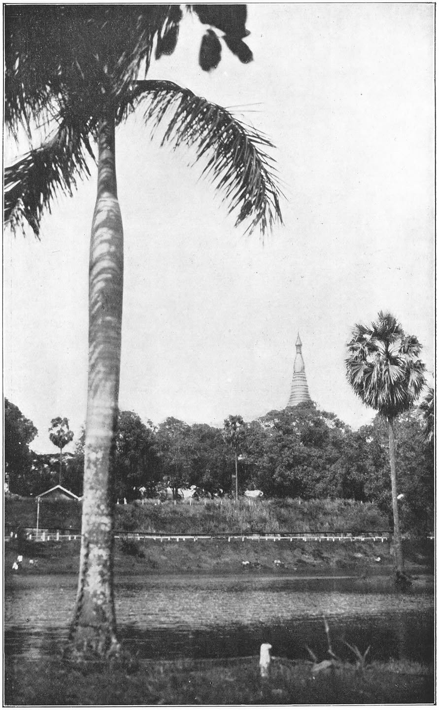 Afb. 75. Rangoon; kijkje op de Shwe-Dagon-pagode.