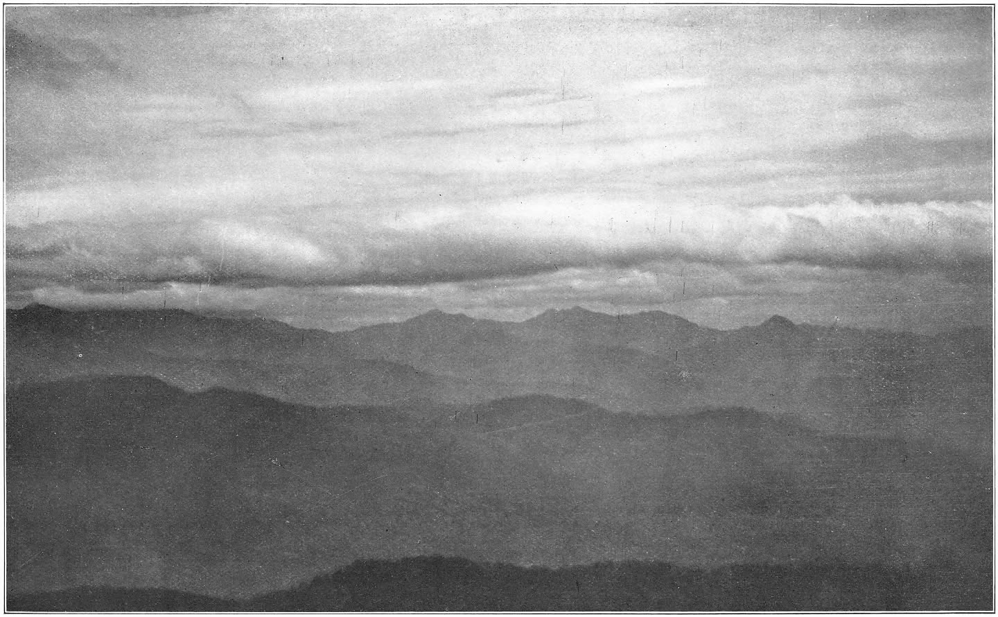 Afb. 81. Gebergten tusschen Burma en Siam.