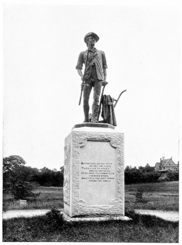 STATUE OF THE MINUTEMAN AT CONCORD, MASSACHUSETTS