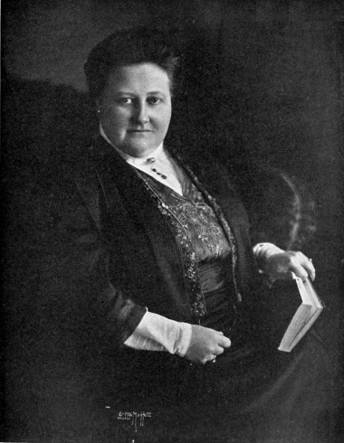 MISS AMY LOWELL, OF BOSTON, POET, CRITIC, AND AMERICA’S
MOST DISTINGUISHED WOMAN COLLECTOR