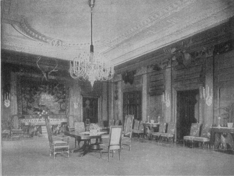 STATE DINING ROOM.