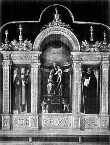 THE MADONNA TRIPTYCH BY GIOVANNI BELLINI
In the Church of the Frari