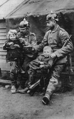 German soldiers sharing food