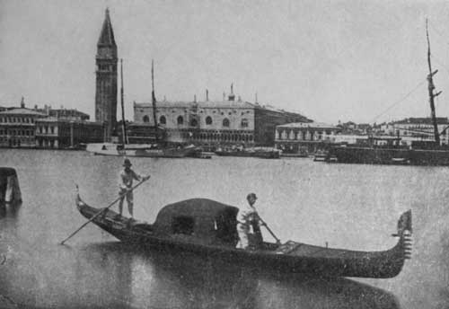 GONDOLA ON THE GRAND CANAL