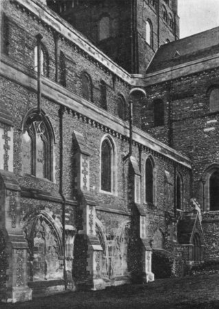 ANGLE BETWEEN NAVE AND TRANSEPT.