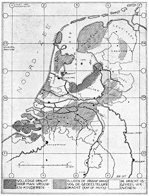 Kaartje van Nederland waarop schetsmatig de streken zijn aangegeven waar de nationale kleedij (in 1916) nog gedragen wordt.