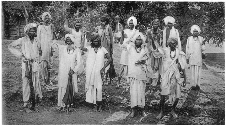 Group of Gurujwāle Fakīrs.