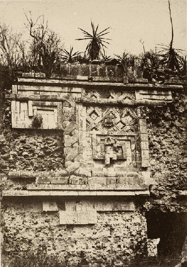 Palais Des Nonnes, à Uxmal; bas-relief de l'Indien.