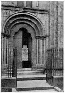 Photo of doorway of cathedral